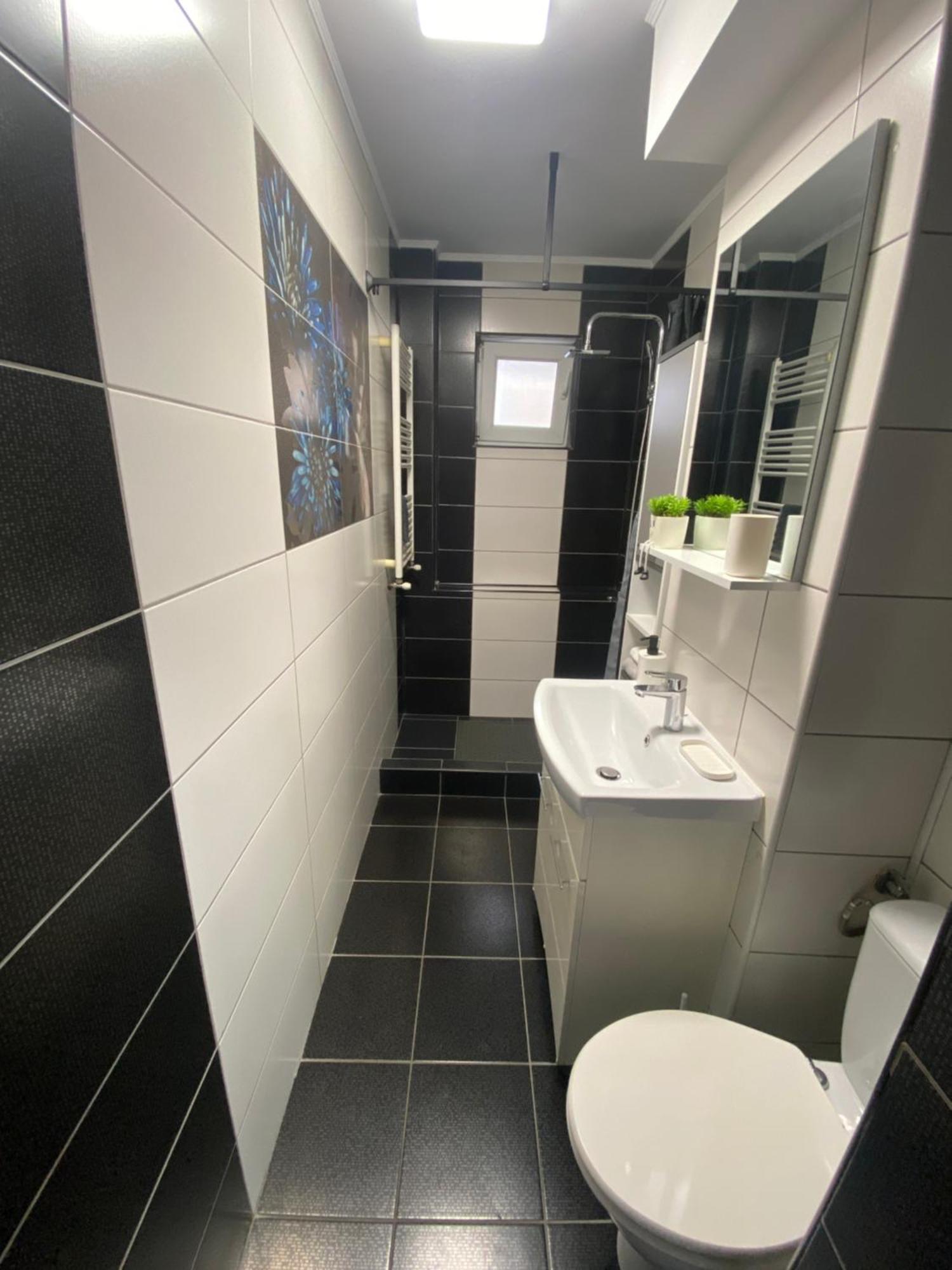 Ostro Two Bedrooms Apartment