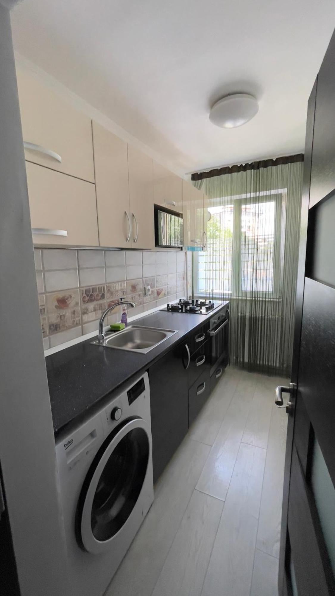 Ostro Two Bedrooms Apartment *